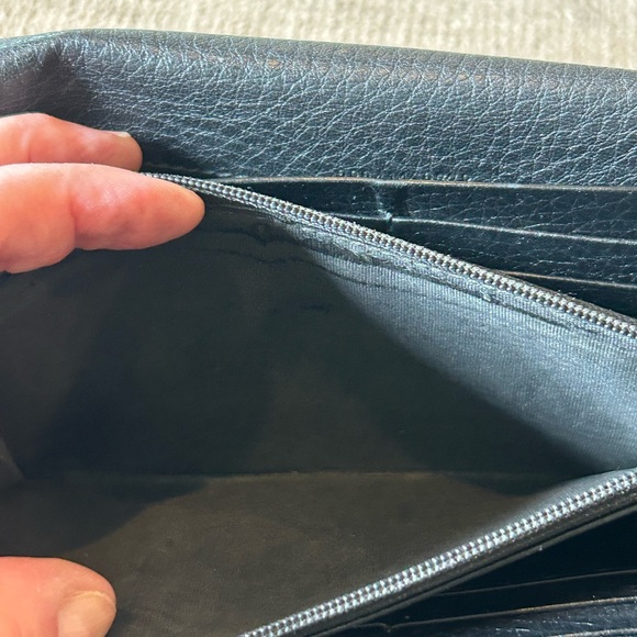 Gucci Black Leather GG Logo SOHO Continental Wallet - Soft, supple Leather - Picture 13 of 13